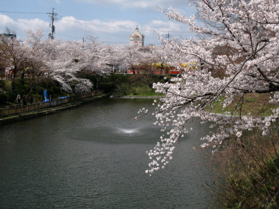 Fountain in the inner moat