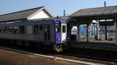 JR Kansai line train at Iga-Ueno station