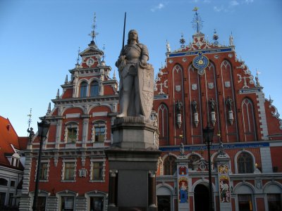 Roland Statue and House of Blackheads