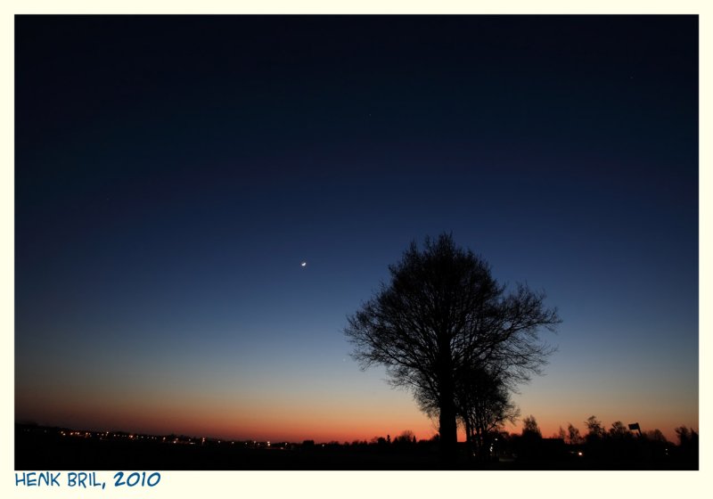 Twilight with The Moon and Venus II - Schemering met de Maan en Venus II