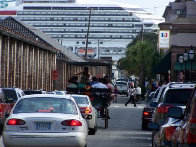Cruise ship visits Charleston