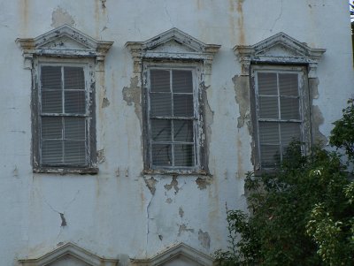 Italianate windows