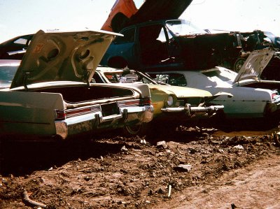 Illinois junkyard, '77