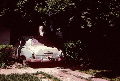 Dusty old car, 1979