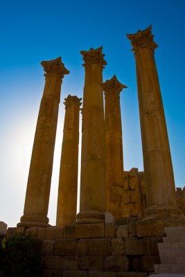 Kórintínskar súlur í hofi Aremisar í Jerash