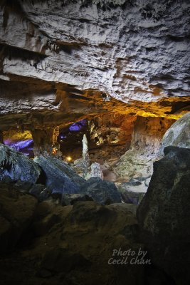 056HalongBay Thien Cung Cave.jpg