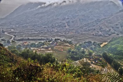 094TaPhinVillage.jpg