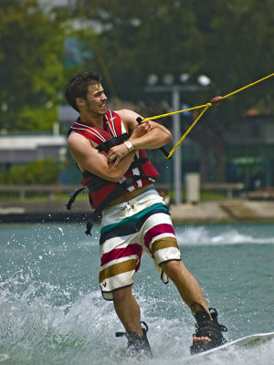 Water skiing01.jpg