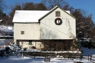 A Christmas Barn (18)