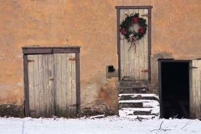 Christmas & Three Doors to the Past