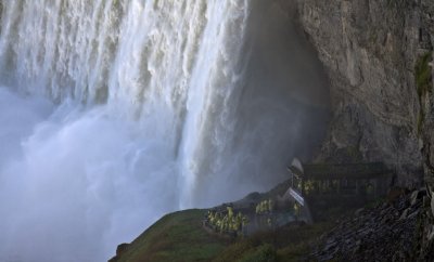 123 'Journey Behind the Falls' porch_1523Ps`0710211459.jpg