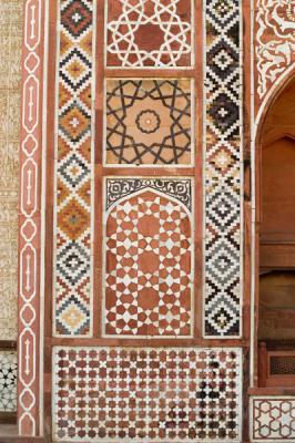 mosaic detail of Akbar's tomb.jpg
