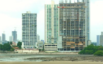 Condos Rise - Panama City