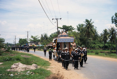 Tay Ninh. Cao Dai Funeral procession