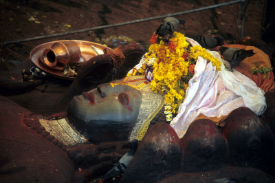 Budhanilkantha. Reclining Vishnu
