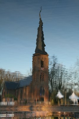 Reflection of the castle's chapel