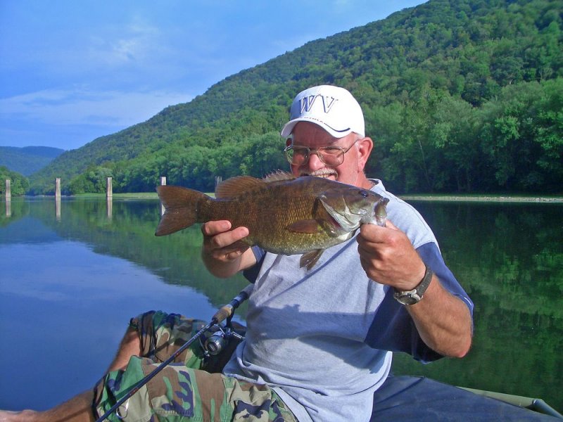NEW RIVER SMALLMOUTH 2008 <body oncontextmenu=alert(My photos are protected by copyright laws.); return false;>