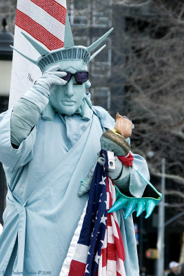 19/2 One of the living Statues of Liberty in Battery Park