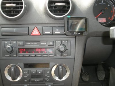 BLACK A3 56 REG PARROT MKI9200 SCREEN.jpg