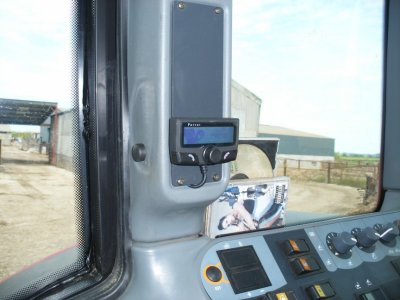 VALTRA TRACTOR PHONE KIT.jpg