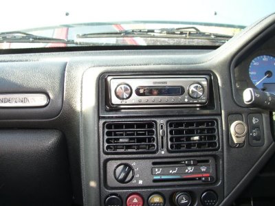 Peugeot 106 Cd Radio.JPG