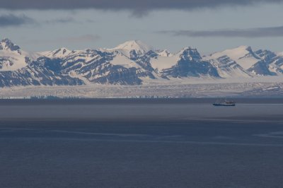 Glacier Sveabreen