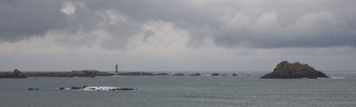 Baie de Lampaul et Phare de la Jument