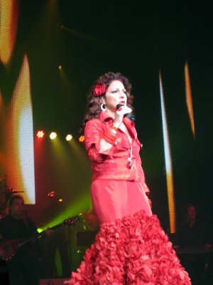EditGloriaShotsFoxwoods 5 09 032.jpg