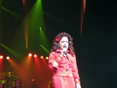 EditGloriaShotsFoxwoods 5 09 033.jpg