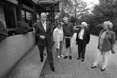 The Mayor and his wife leave after a well spend lunch break.