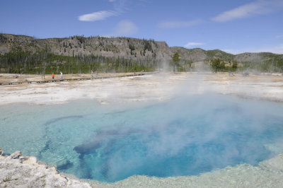 Sapphire Pool Yellowstone _DSC8164.jpg
