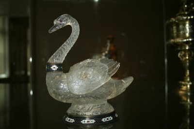 glass swan, Mimara Museum