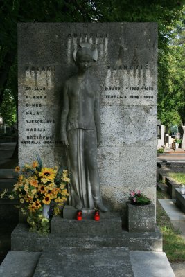 young woman's grave, Mirogoj Cemetery