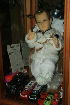 baby with cars, Iglesia La Compaia