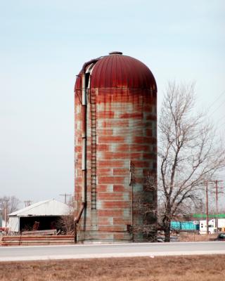 Rusty Cap Silo