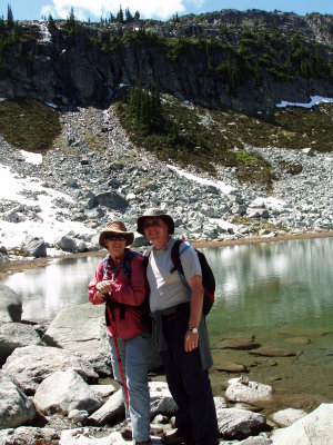 28hikerspond.JPG