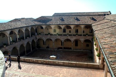 Assisi090624.jpg