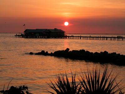 Anna Maria city pier sunrise