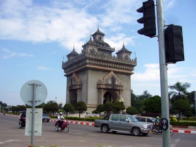 Vientaine: Victory Monument 2