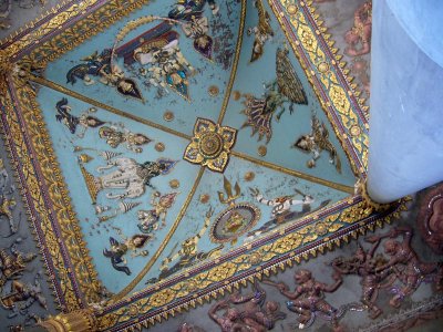 Vientaine: Victory Monument, ceiling