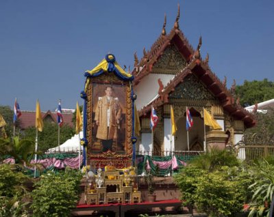 Wat Phraya Yang Display to Honor HRM Rama IX (DTHB496)