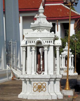 Wat Hong Rattanaram Ubosot Sema Stones (DTHB634)