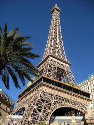 Eiffel Tower in Las Vegas.jpg