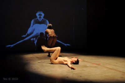 gravity_TEO9917.jpg
