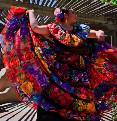 Mexican-Dancer
