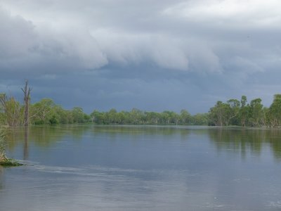 Storm over the Murray River 