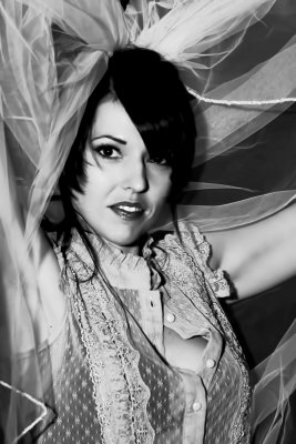 Erin 04 BW
