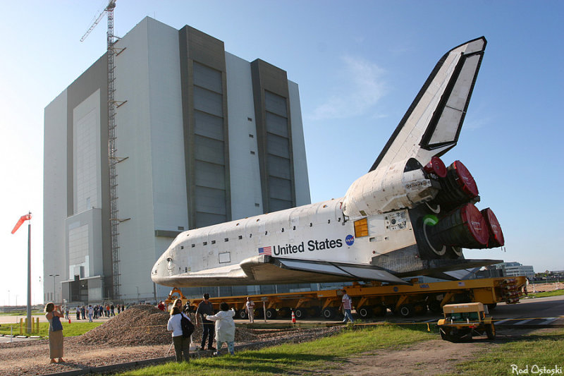 Atlantis rollover to VAB 3