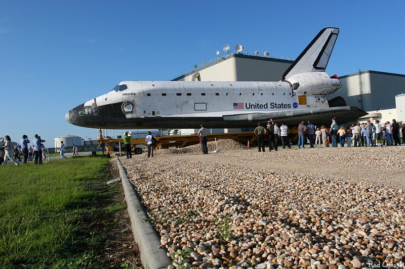 Atlantis rollover to VAB 2