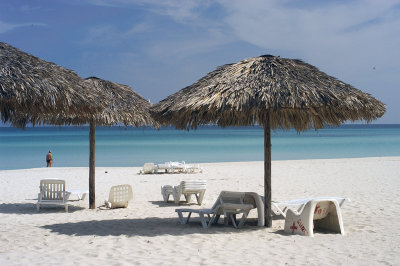Varadero Beach Scene 6-4-001-19.jpg